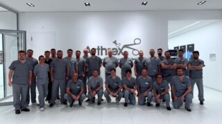 Ομάδα ορθοπεδικών χειρουργών σε διεθνές εκπαιδευτικό πρόγραμμα ελάχιστα επεμβατικής χειρουργικής ποδοκνημικής (MIS) στην Arthrex.